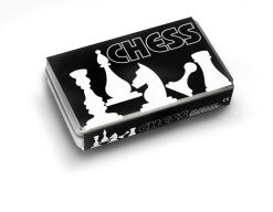 Chess game in a silver tin box with thirty two game figures. – A