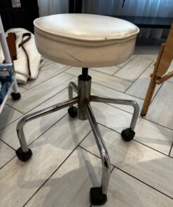 Demo stool #2